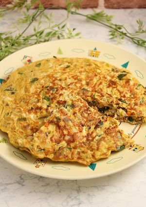 簡単！オムレツ☆野菜たっぷりオイスタ風味-レシピのメイン写真