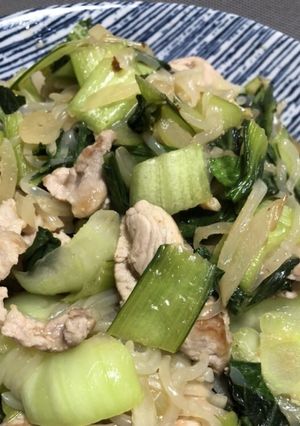 青梗菜と白滝のオイ炒め-レシピのメイン写真