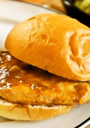 やわらかチキンのオイスかったぁバーガー♪-レシピのメイン写真