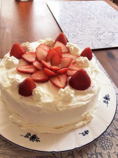 お店並!ふんわりショートケーキ-レシピのメイン写真