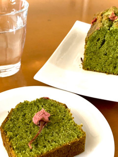 桜と抹茶のパウンドケーキ-レシピのメイン写真