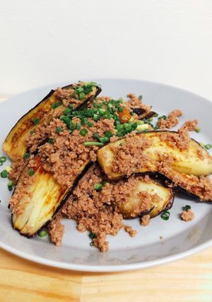 ご飯がすすむ！焼きナスのそぼろがけ-レシピのメイン写真