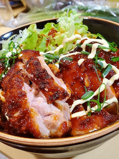 男がやみつき♡悪魔の旨辛鳥もも丼(鶏肉)-レシピのメイン写真