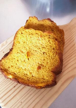 HBで簡単★かぼちゃ入りきなこ豆乳食パン-レシピのメイン写真