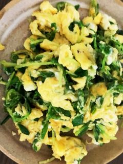 豆苗と卵の簡単炒め-レシピのメイン写真
