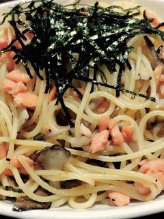 鮭と舞茸で和風パスタ*-レシピのメイン写真