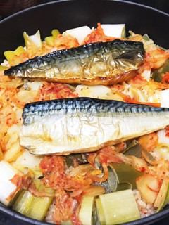 塩鯖と長葱のキムチ炊き込みご飯-レシピのメイン写真