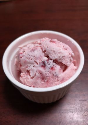 ふんわり柔らか苺のクリームチーズアイス-レシピのメイン写真