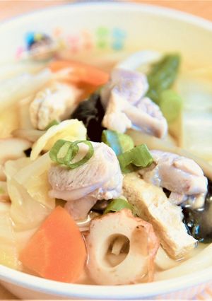 ☆白菜たっぷりとりちゃんこ風うどん☆-レシピのメイン写真
