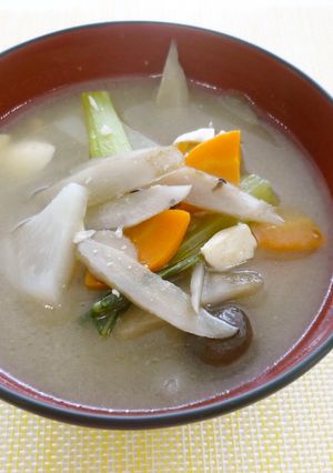 塩麹入り変わりけんちん汁-レシピのメイン写真