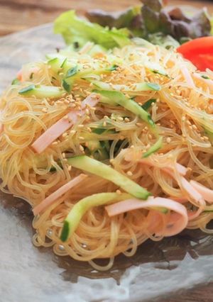 ゆでないで味がしっかりしみてる春雨サラダ-レシピのメイン写真