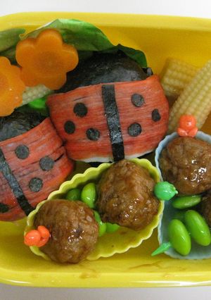 てんとう虫のおにぎり弁当☆キャラ弁-レシピのメイン写真