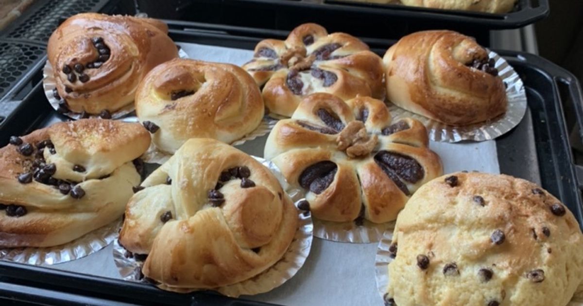 【みーちゃん様】スイートポテトパイ　パングラタン　手作り　菓子パン　惣菜パン みーちゃん様】スイートポテトパイ パングラタン 手作り