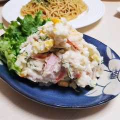 รูปของ 新玉ねぎでさらに美味しい♪ポテトサラダ♪