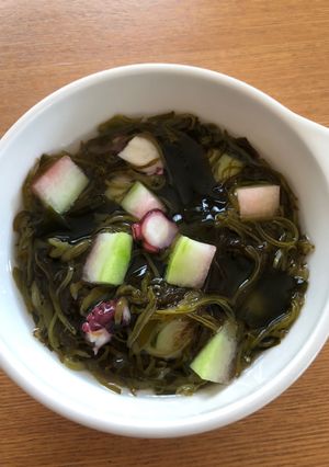 スイカ白皮もずくめかぶわかめタコ酢の物-レシピのメイン写真