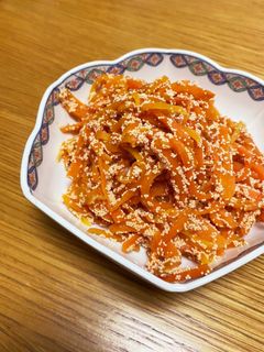おつまみにも!にんじんたらこのバター炒め-レシピのメイン写真