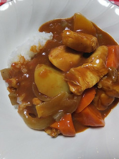 【子どもと作ろう】鶏肉と蒟蒻トマトカレー-レシピのメイン写真