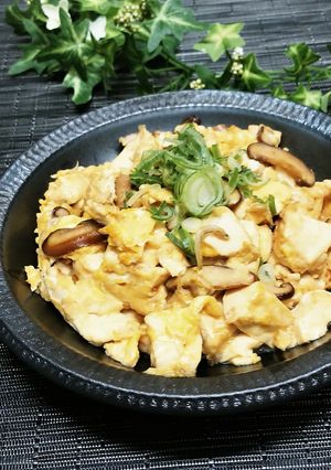 簡単炒り豆腐♪具は椎茸とちりめんジャコ☆-レシピのメイン写真