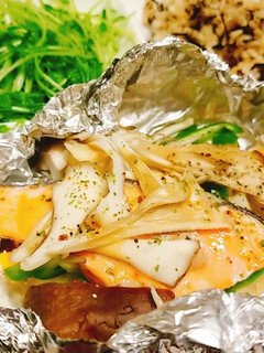 残り野菜で!鮭のホイル焼き-レシピのメイン写真