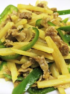 豚肉とじゃが芋のカレー炒め-レシピのメイン写真