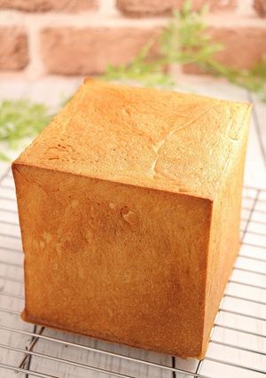 簡単！食パン(サンド用)☆手捏ね~蓋付型-レシピのメイン写真