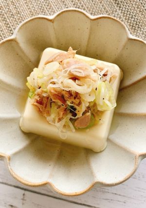 コンビニ食材だけで！無限ねぎの冷奴-レシピのメイン写真