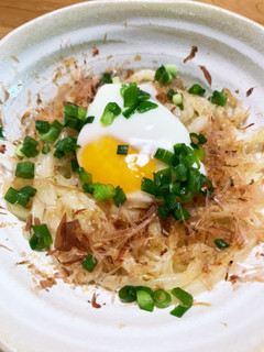 シンプル温玉うどん-レシピのメイン写真