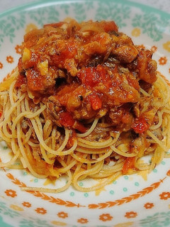 サバ水煮缶とトマトのパスタ-レシピのメイン写真