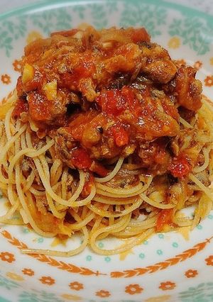 サバ水煮缶とトマトのパスタ-レシピのメイン写真