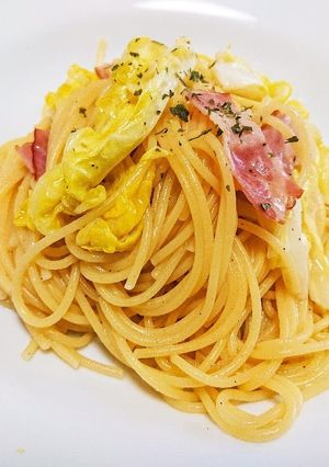 春キャベツとベーコンのペペロンチーノ-レシピのメイン写真