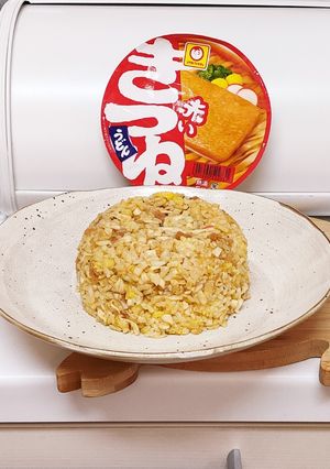 オットのキッチン ～カップ麺チャーハン～-レシピのメイン写真