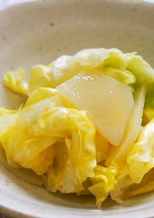 春キャベツと新じゃが芋の酢の物♪-レシピのメイン写真