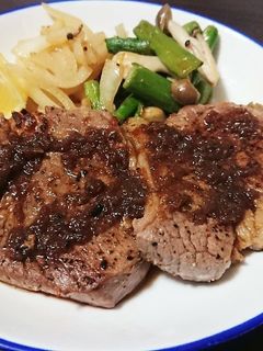 硬いお肉も柔らかく塩麹ステーキ-レシピのメイン写真