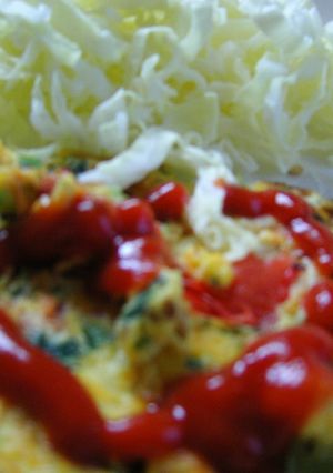 つるむらさきとトマトのオムレツ-レシピのメイン写真