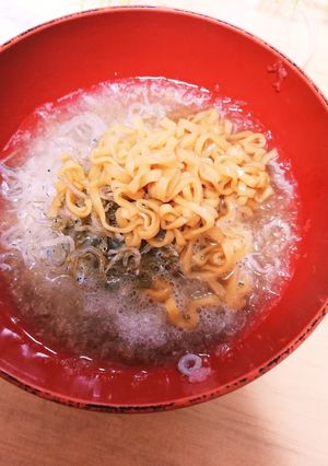 ★チキンラーメンに大根おろし★で旨&健康-レシピのメイン写真