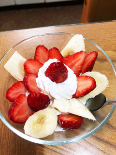 いちごバナナパフェ-レシピのメイン写真