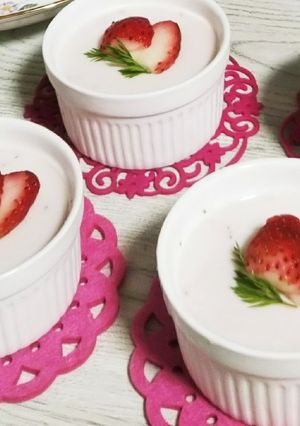酪農家さん苺農家さん応援❇️苺牛乳プリン-レシピのメイン写真