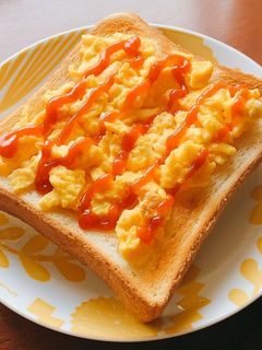 簡単♪うまうま♪マヨたまトースト-レシピのメイン写真