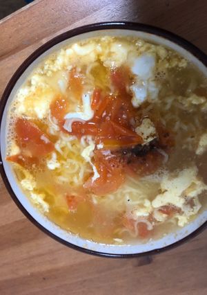 トマト卵麺　袋麺アレンジ-レシピのメイン写真