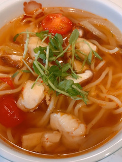 レンジで、蒸し麺で、トムヤムガイヌードル-レシピのメイン写真