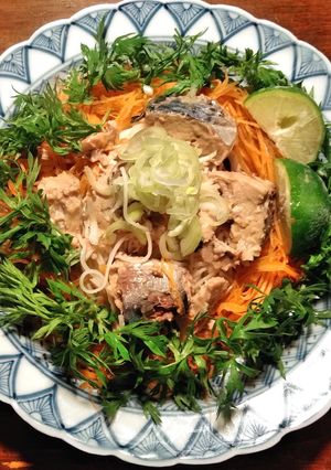 SDGs鯖水煮缶と春人参＆人参の葉の素麺-レシピのメイン写真