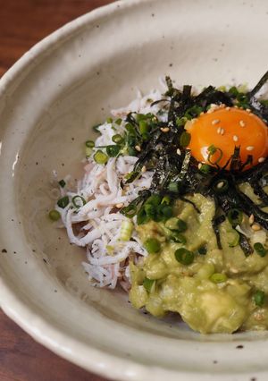 まるでネギトロ！＊アボカドしらす丼＊-レシピのメイン写真