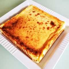 รูปของ 超なめらか濃厚バスク風チーズケーキ