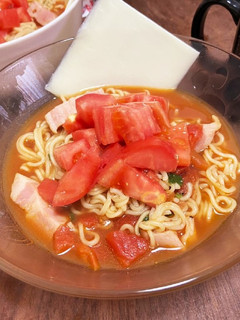簡単トマトチーズラーメン-レシピのメイン写真