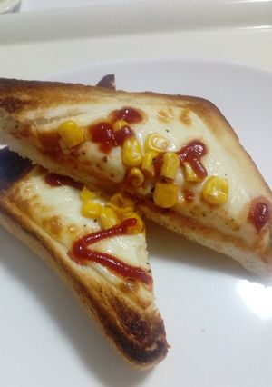 チーズとコーンのケチャトースト。-レシピのメイン写真