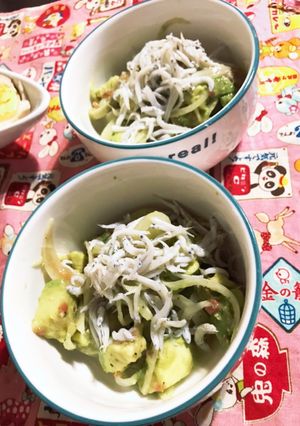 アボオニ梅しらす-レシピのメイン写真