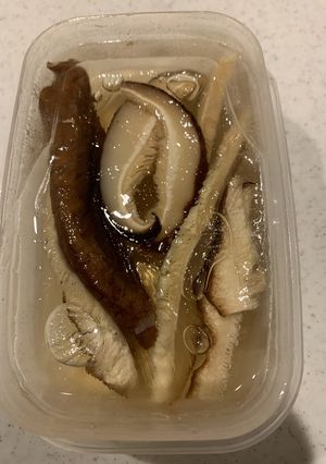 冷凍しておけばすぐ使える★椎茸の戻し汁　-レシピのメイン写真