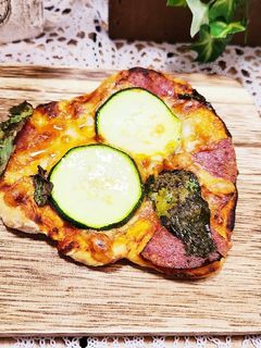 生地から作る!ふわもちズッキーニピザ-レシピのメイン写真