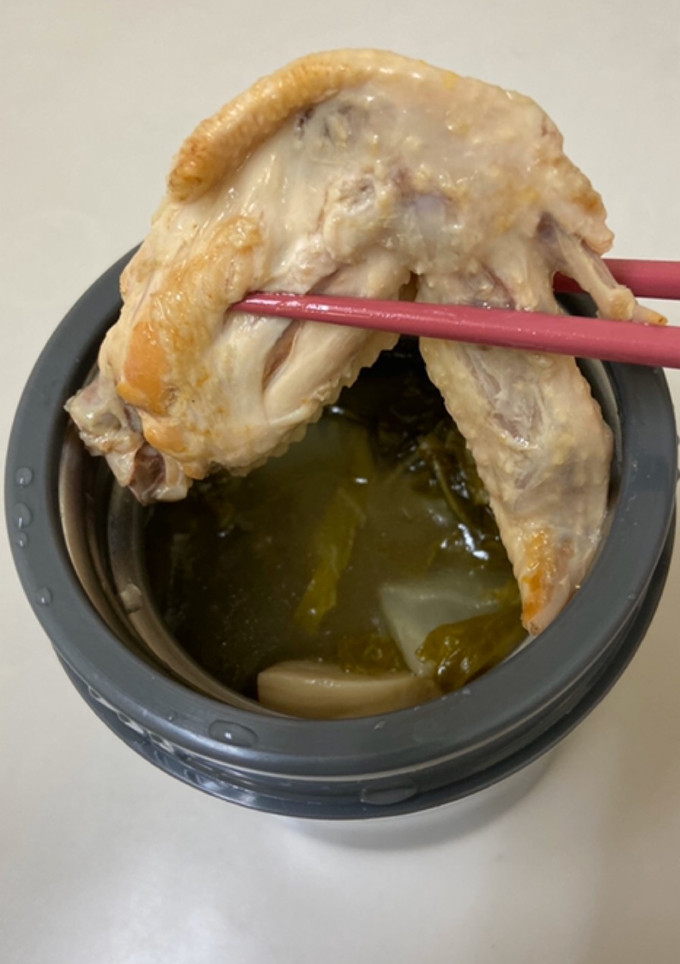 鶏手羽と白菜の中華スープ-レシピのメイン写真