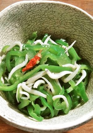 ピーマンとしらすの魚醤炒め-レシピのメイン写真